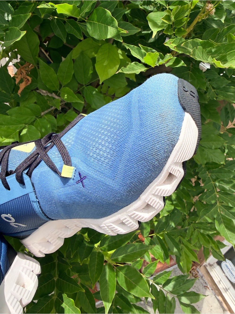 ON CLOUD running shoes size Men's 11.5 - Picture 13 of 17
